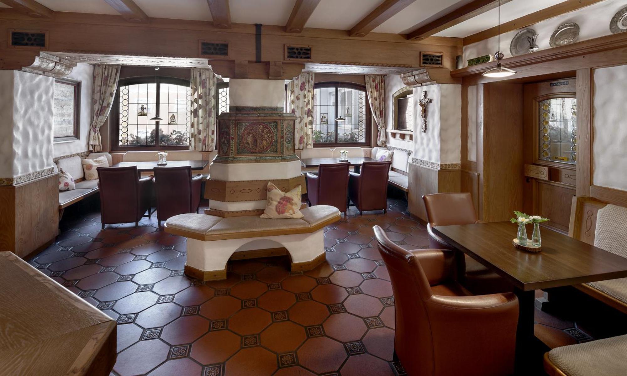 Wirtshaus & Hotel Goldener Greif Edelsfeld Екстер'єр фото