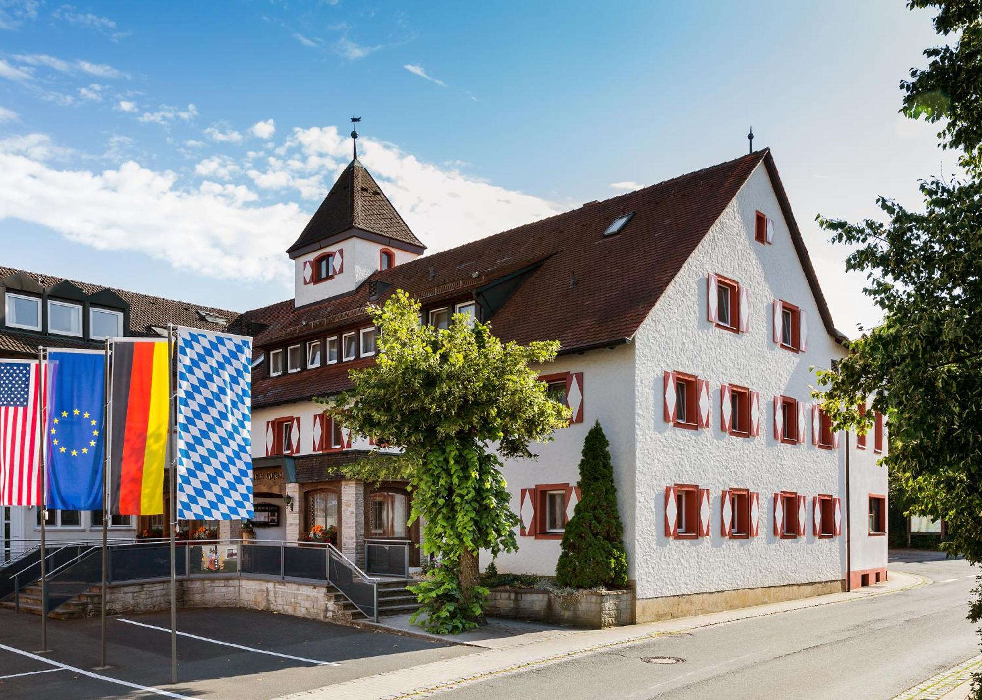 Wirtshaus & Hotel Goldener Greif Edelsfeld Екстер'єр фото